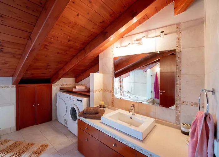 Filerimos Hillside * Pastida