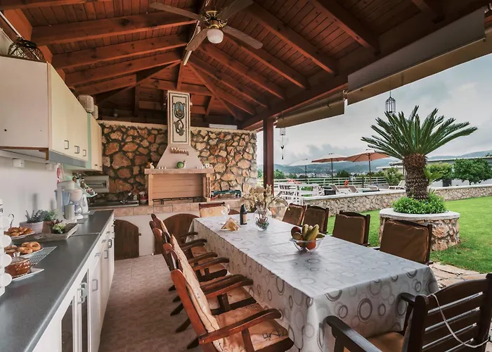 Filerimos Hillside Tatil Evi *