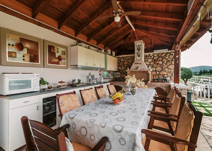 Tatil Evi Filerimos Hillside *