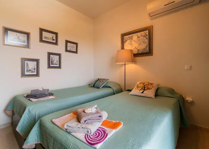 Filerimos Hillside Tatil Evi Pastida